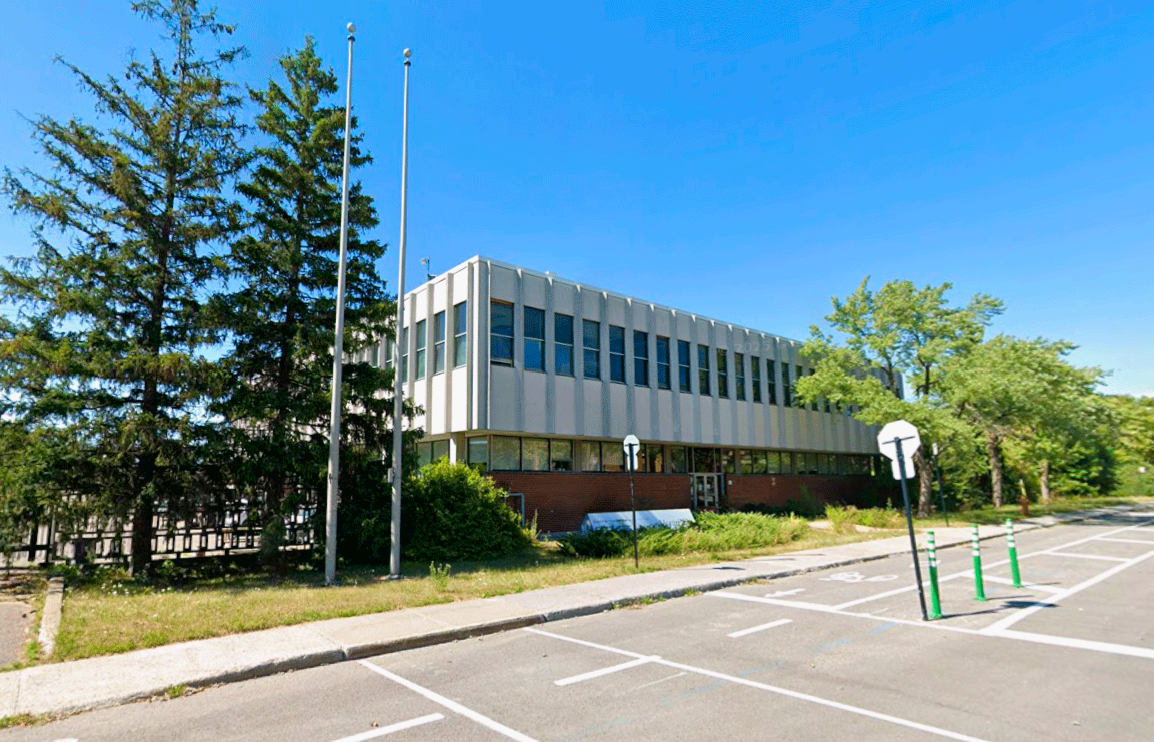 Le 999 Louvain Est : réponse d’urgence à l’éviction du Centre communautaire Ahuntsic